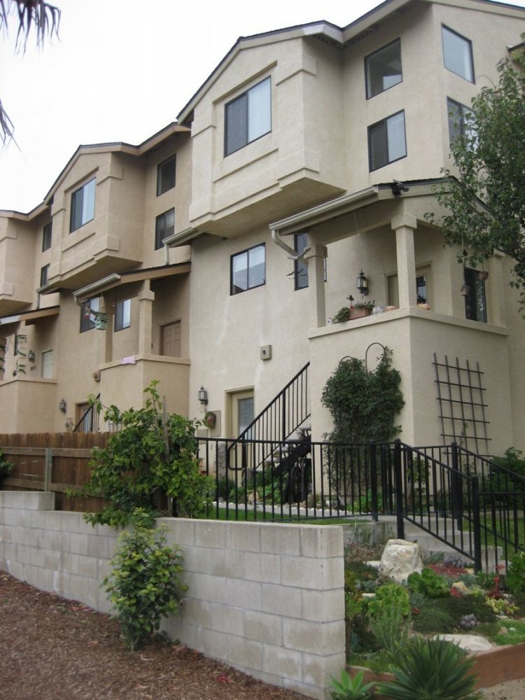 Easy Townhouse Living property image